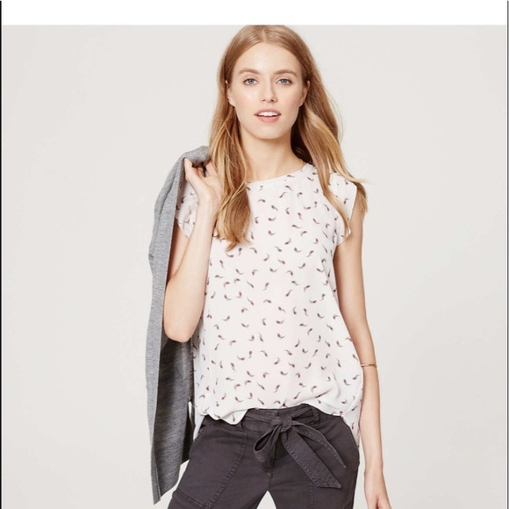 Loft ruffle cap sleeve feather top PXS